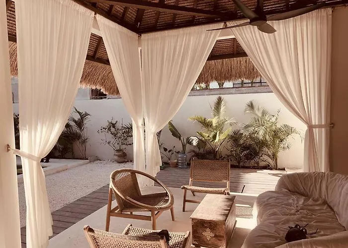 Villa Maya Brand New 1 Bed Pool